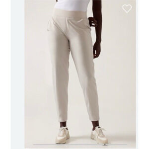 Athleta Brooklyn Ankle Jogger Pants Women 18 Light Khaki Tan Athleisure City NWT